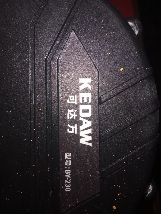 Шлифавальная машинка