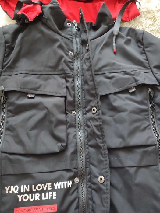 Продаю куртку на мальчика. Демисезон.