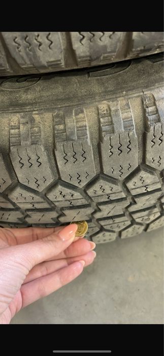 Продам резину б/у 195/65/15