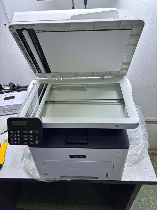МФУ Xerox B225DNI