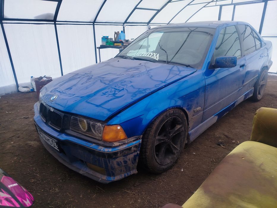 Продам БМВ е36..