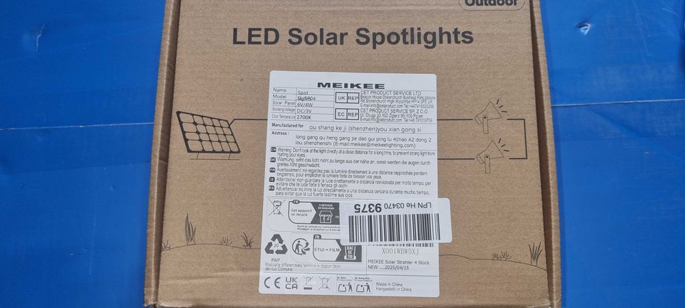 Set 4 proiectoare solare gradina - 5000mAh - IP66 - Nou