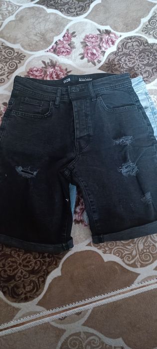 Продавам къси дънки