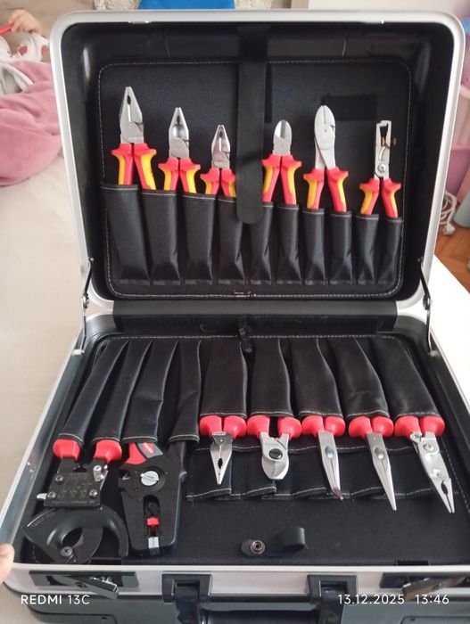 Geanta electrician Haupa cu scule Knipex