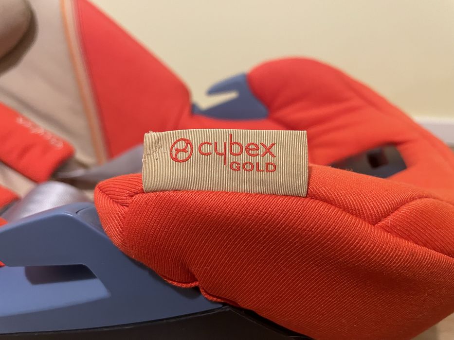Scoica auto Cybex Aton 5 gold
