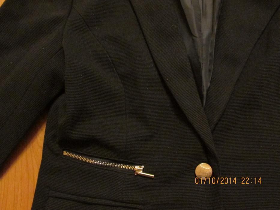 ново черно сако размер М внос от Англия