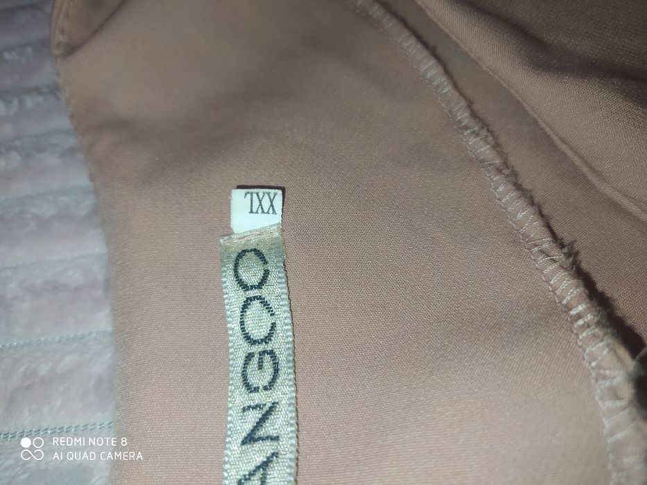 Продам два платья