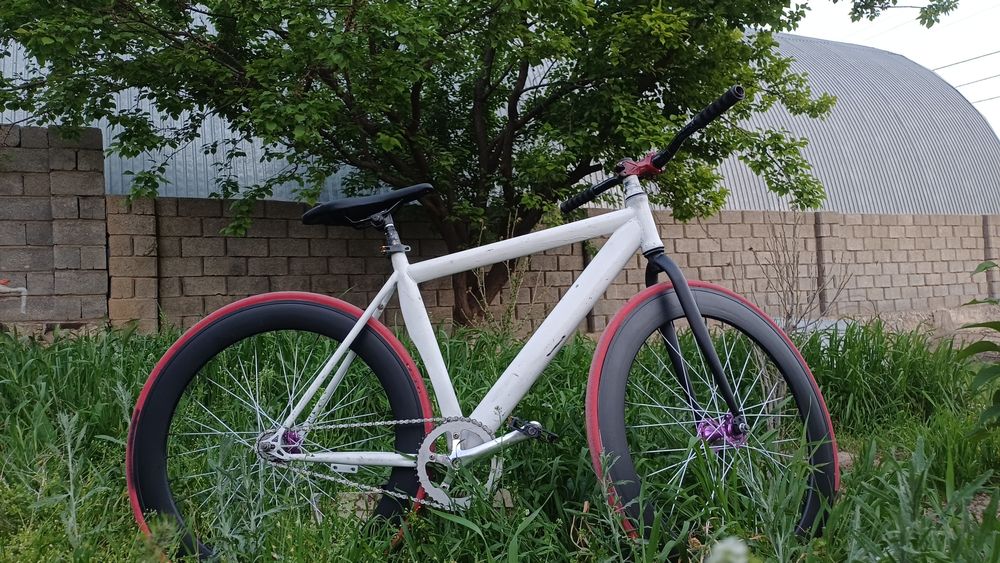 Продам фикс почти новый