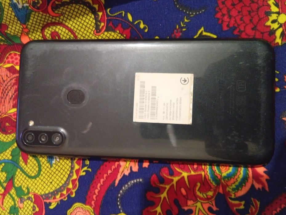 Samsung A11 garantiyasi bor