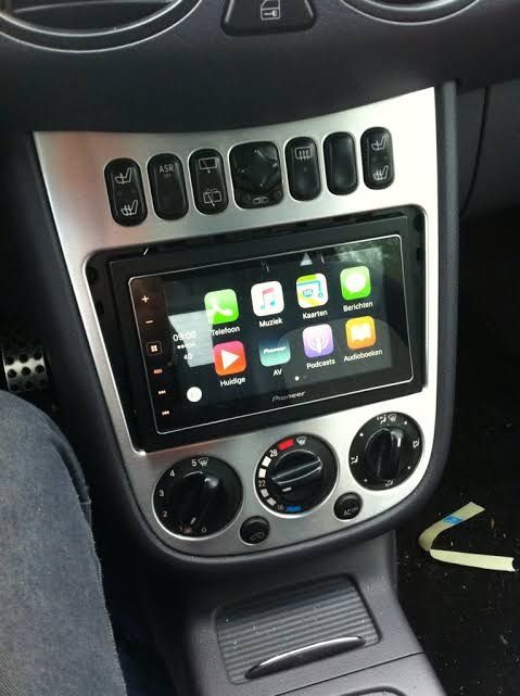 Navigatie 2DIN Pioneer SPH-DA130DAB Touchscreen