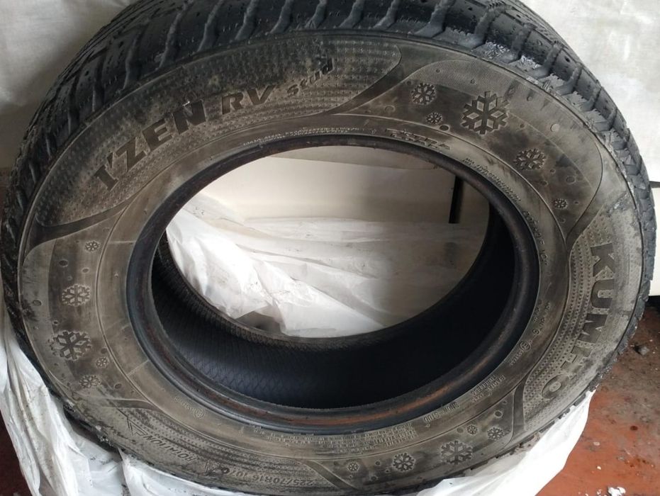 Продам зимние шины