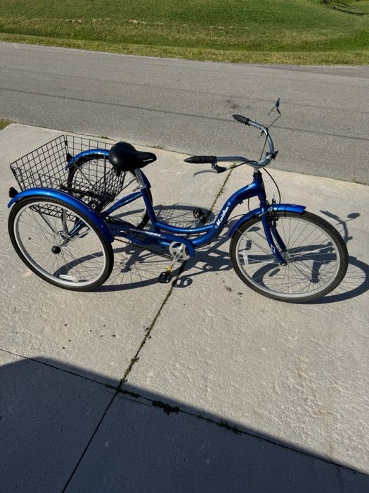 Tricicleta schwinn meridian din america ca noua