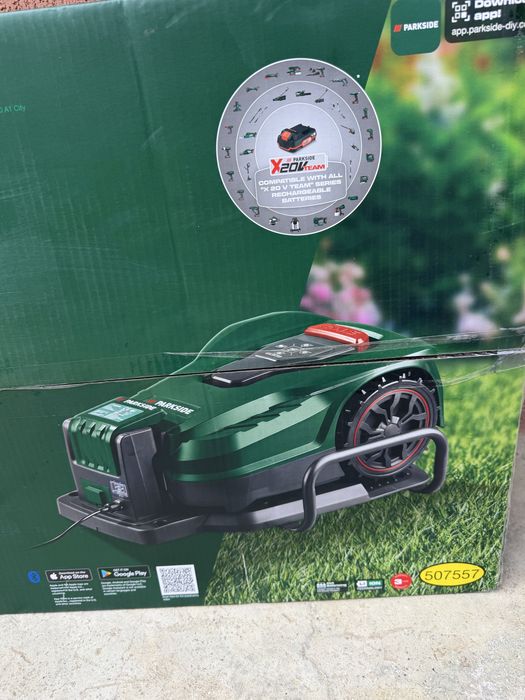 Vând Robot de tuns iarba/gazon cu acumulator Parkside Nou sigilat