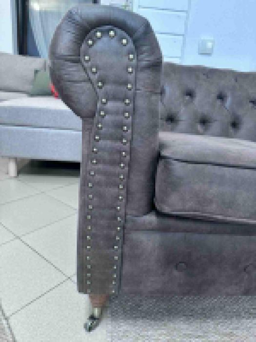 Canapea Chesterfield