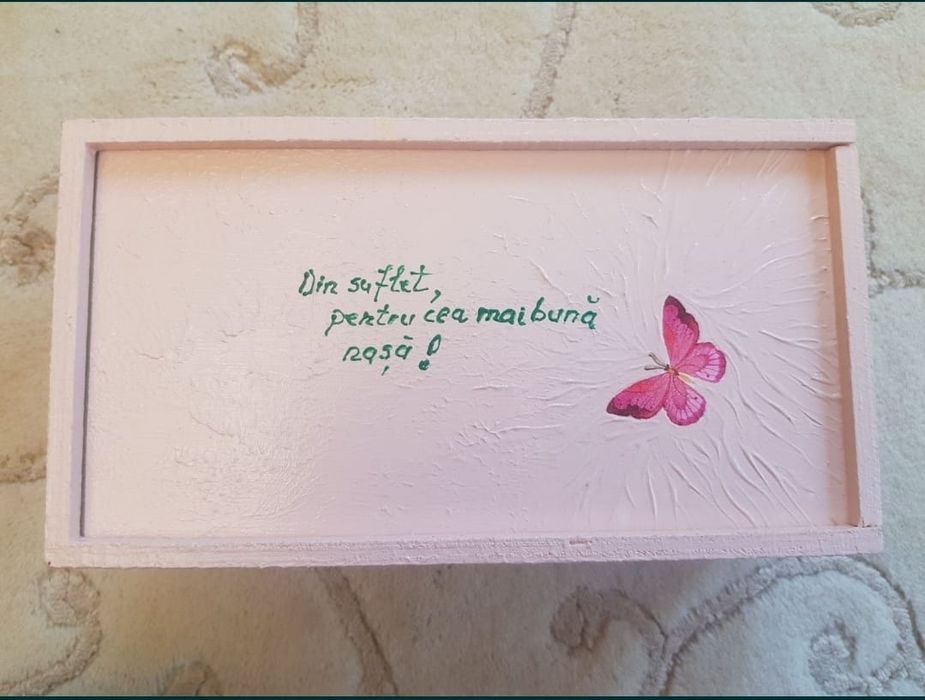 Cutie servetele hand made cadou pentru nasa