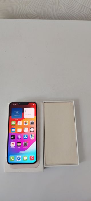 Продам! Айфон 13
