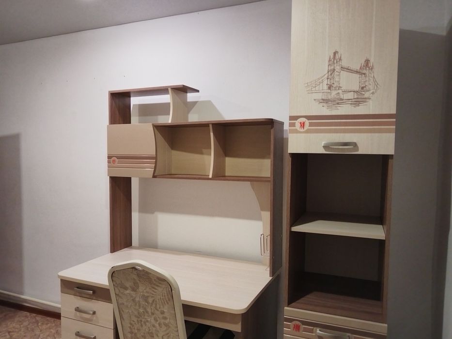 Продам мебель "Британия".