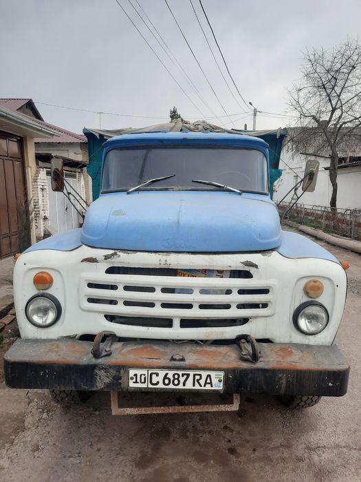 Продаётся ЗИЛ в хорошем состоянии.