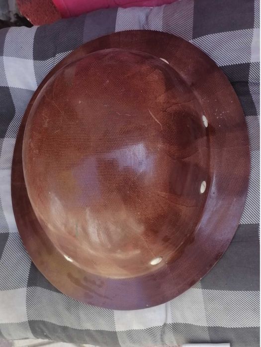 Casca veche de miner/betonist, anii 70, de colectie, pentru decor