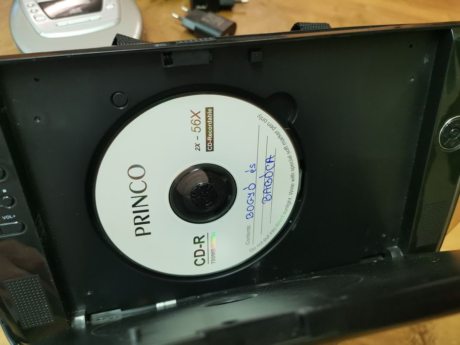 DVD player CD player Auto