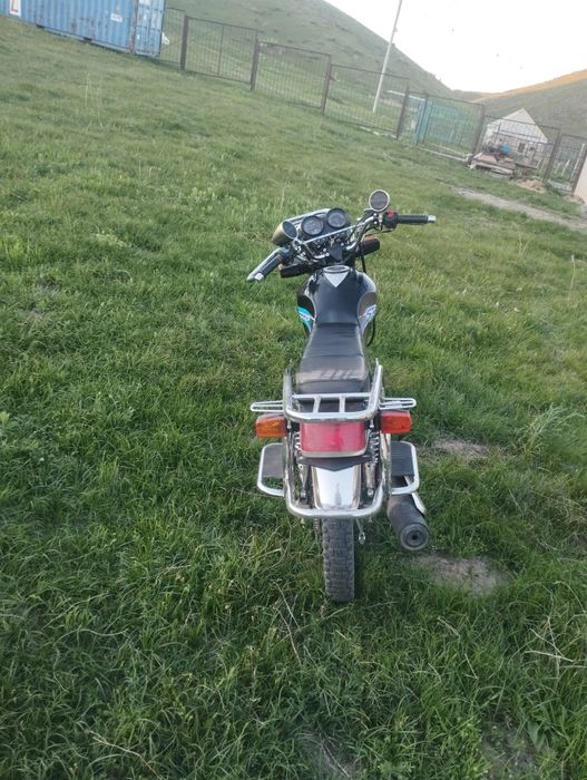 Мотоцикл 200куб в хорошом состояние
