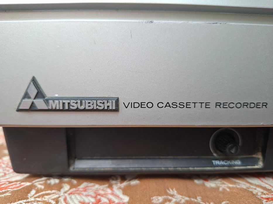 Videorecorder Mitsubishi Piesă Colecție 46 ani