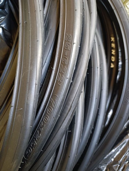 Шоссейные покрышки kenda 700x25