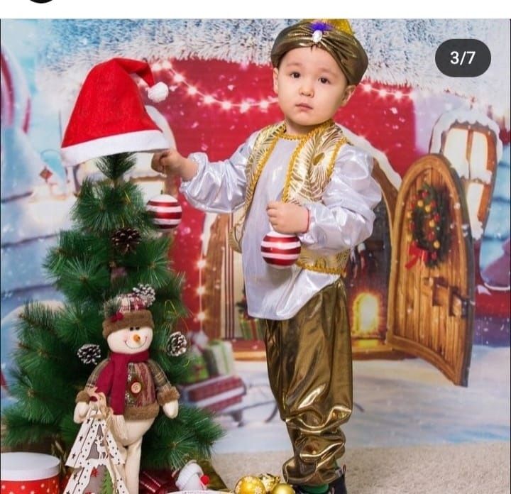 Красивый новогодний костюм