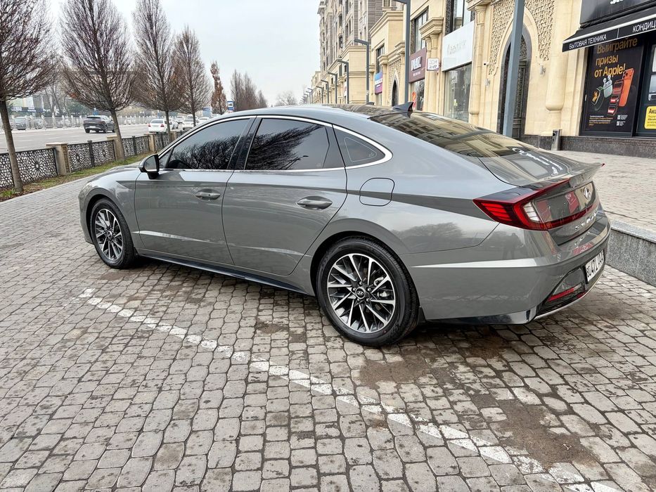 Продается Hyundai sonata, не битая, Full позиция.