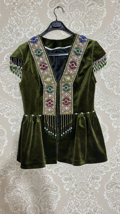 Кәжекей, бешпент