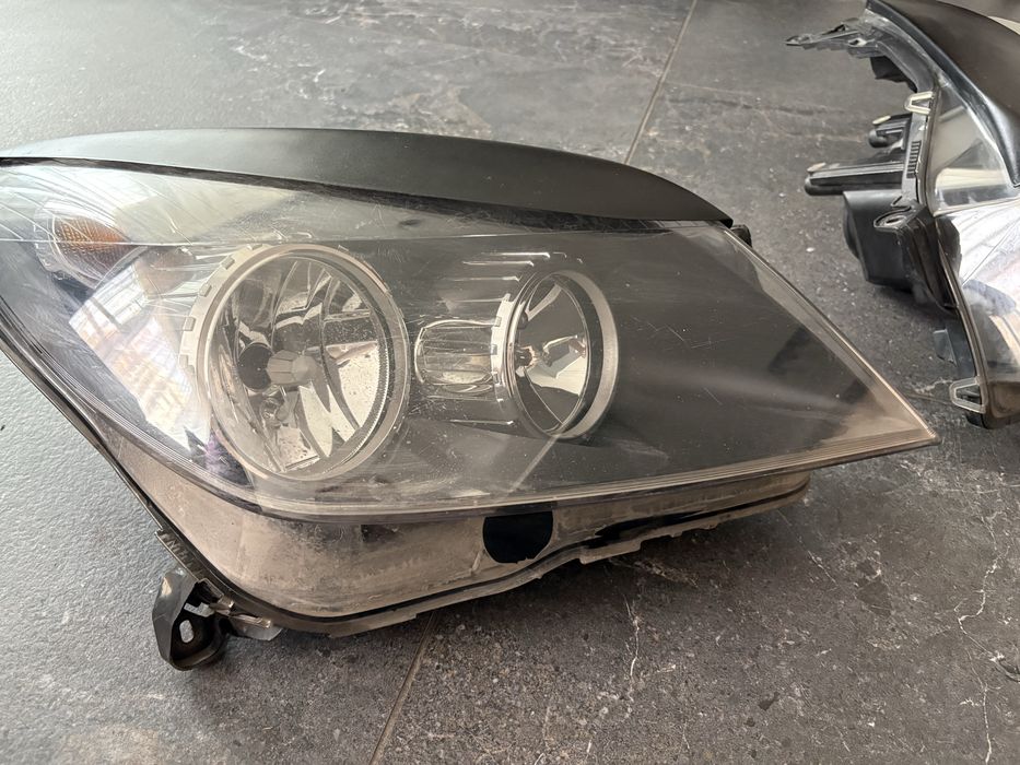 Фарове Opel Astra H GTC
