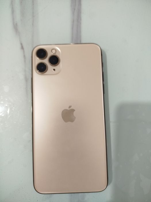 Продажа Айфон 11 про мах Gold, 256гб