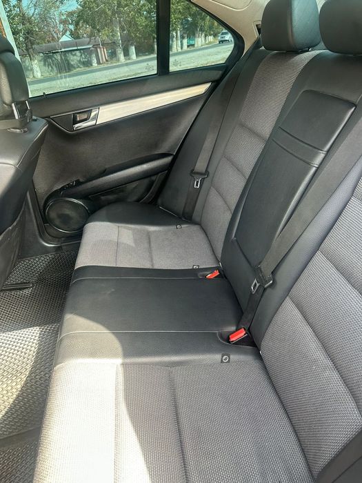 Продам Mercedes-Benz C-klass