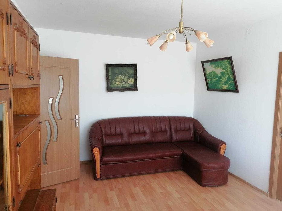 Apartament ultracentral, cu 3 camere semidecomandate, ultracentral, 300 euro