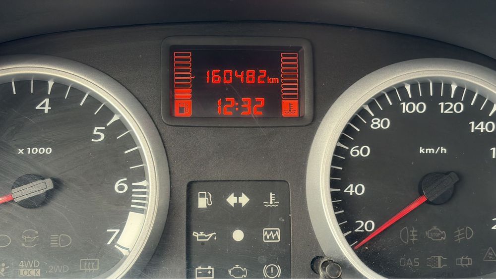 Dacia Duster 4x2 An 2011 motor 1.6 benzina ,160.000km reali . 3500£