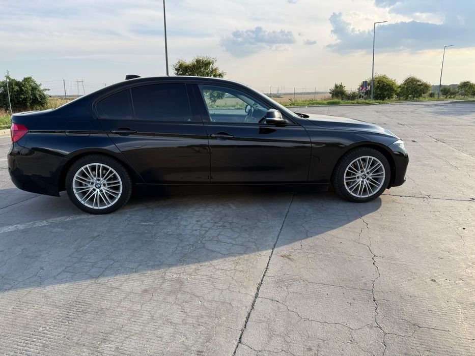BMW Seria 3 F30 320d 2015