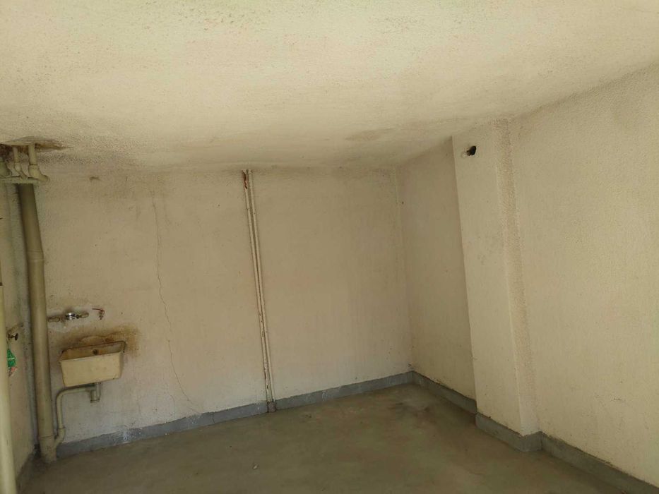 Дава се под наем Гараж / Паркомясто в София, Лозенец - 25 кв.м за 112.2 € - Снимка #3