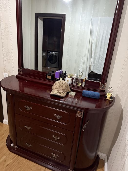 Продаю камод отличного качесива в связи перездом