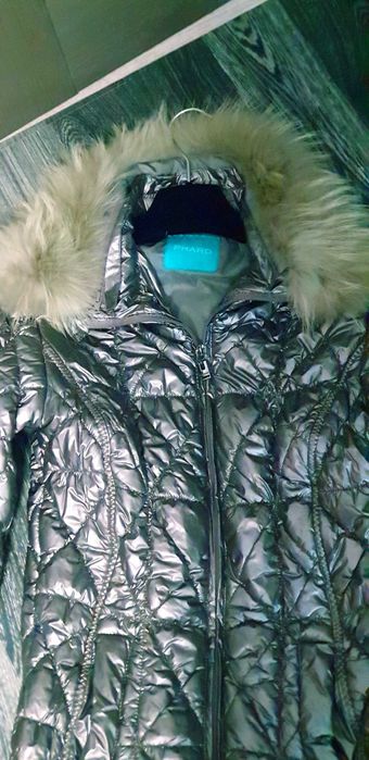 Geaca iarna argintie cu blana