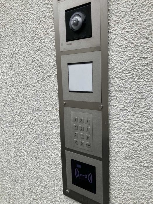 „Изграждане на умни сгради, апартаменти и къщи |KNX | DALI| BMS  |Home Assistant | Zigbee | AI“