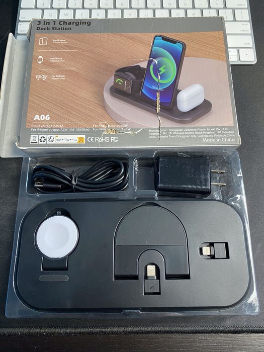 Statie Incarcare 3 in 1 iPhone iWatch AirPod