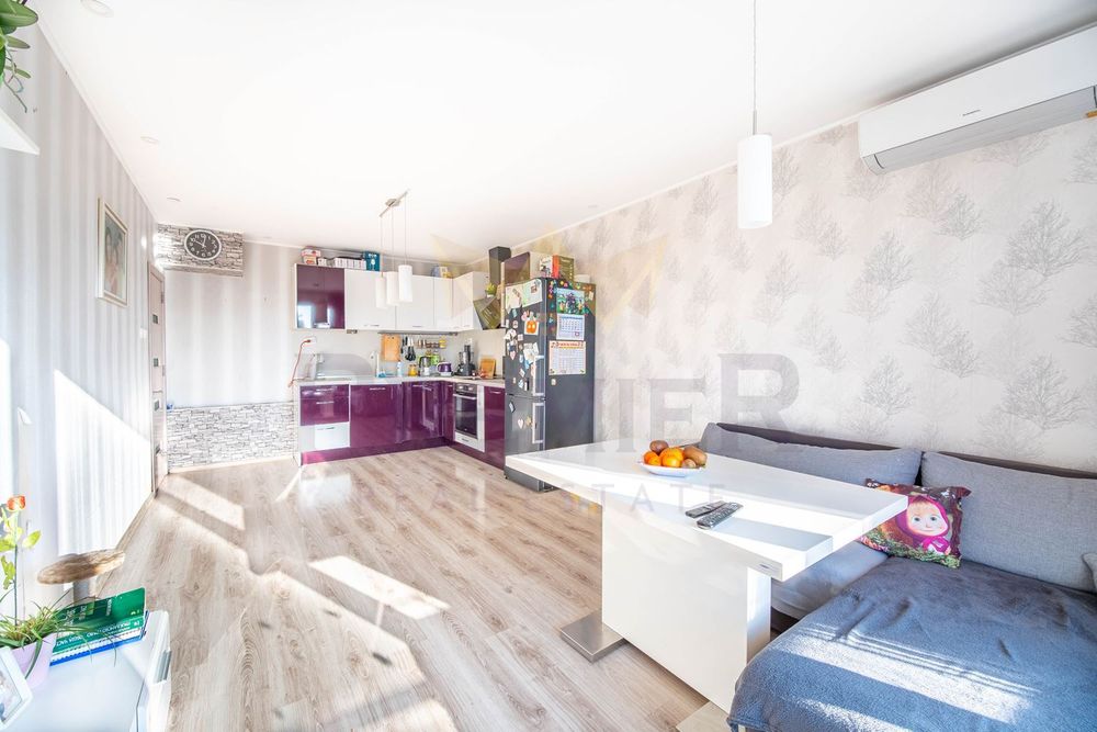 Продава се Тристаен апартамент в Варна, Чайка - 65 кв.м за 3385 €/кв.м - Снимка #2