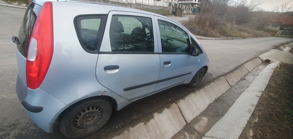 MITSUBISHI Colt 2004 — imagine 3