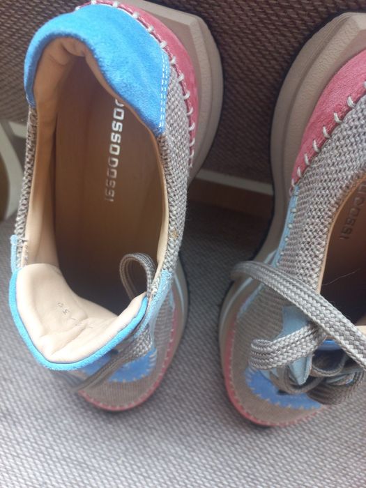 Кроссовки новые Турция