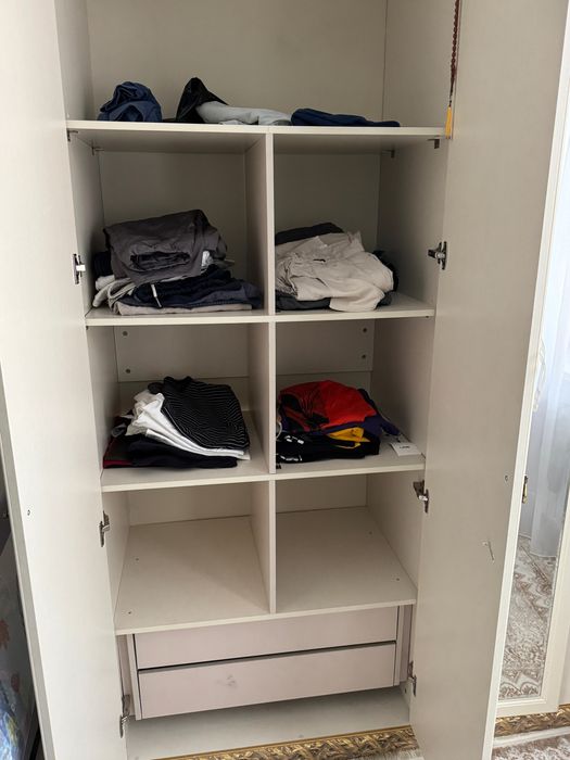 Продам шкаф и тумбу