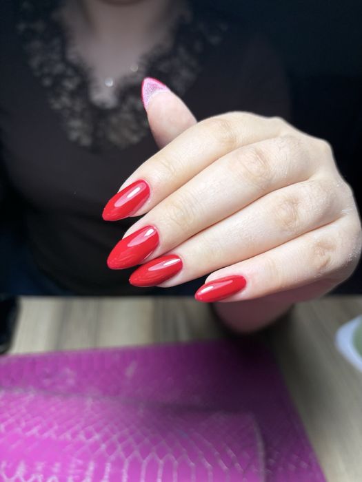 Маникюр в районе дом печати