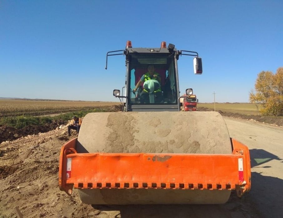 катки от 3 до 18 тон .