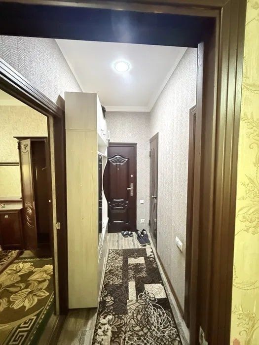 Сдаётся 3 комнатная со всеми удобствами на Авиасозлар 3.  Кадышева.