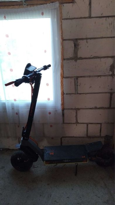 Trotineta g4 foarte buna