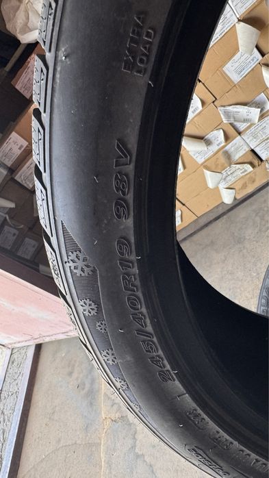 Зимный шины 245/40/R19